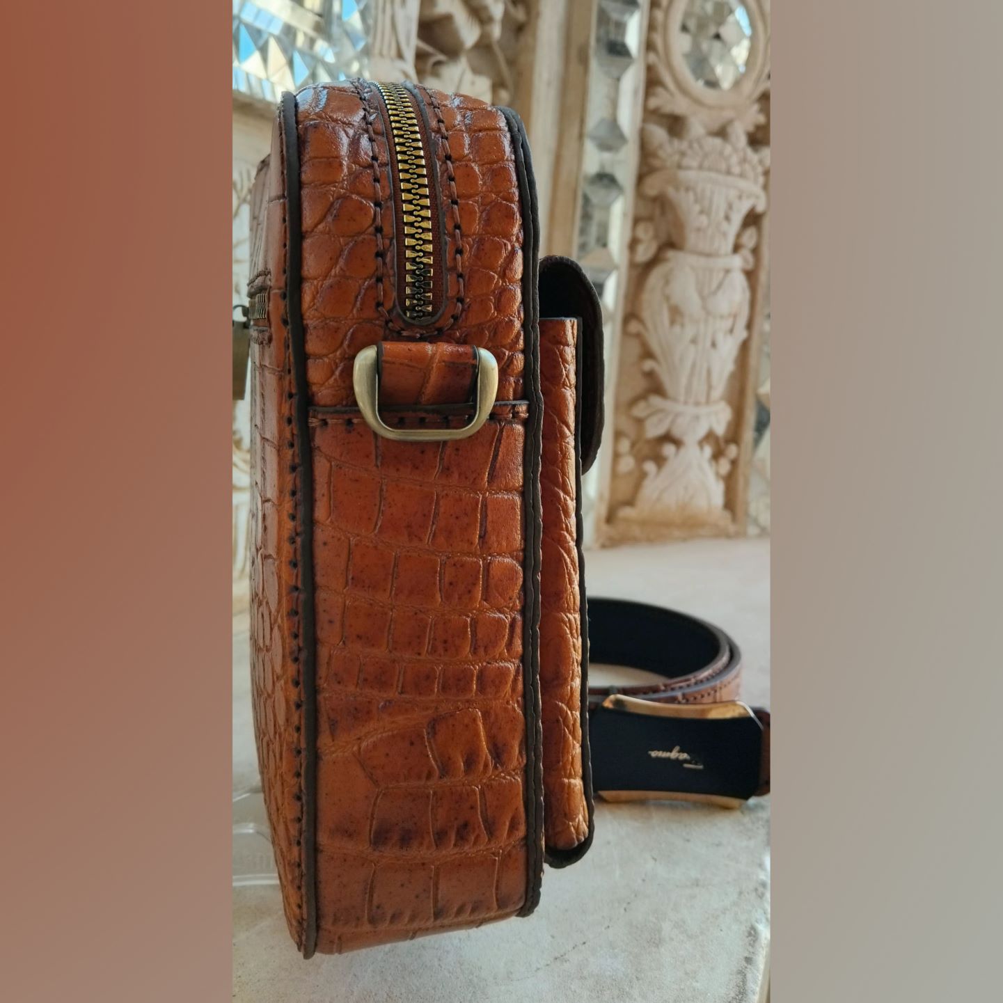 چرم طبیعی دست دوز 